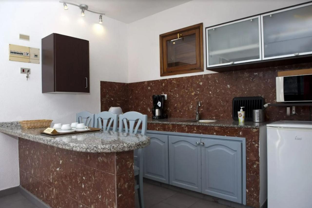 Apartamentos Miriam Пуэрто Рико Экстерьер фото
